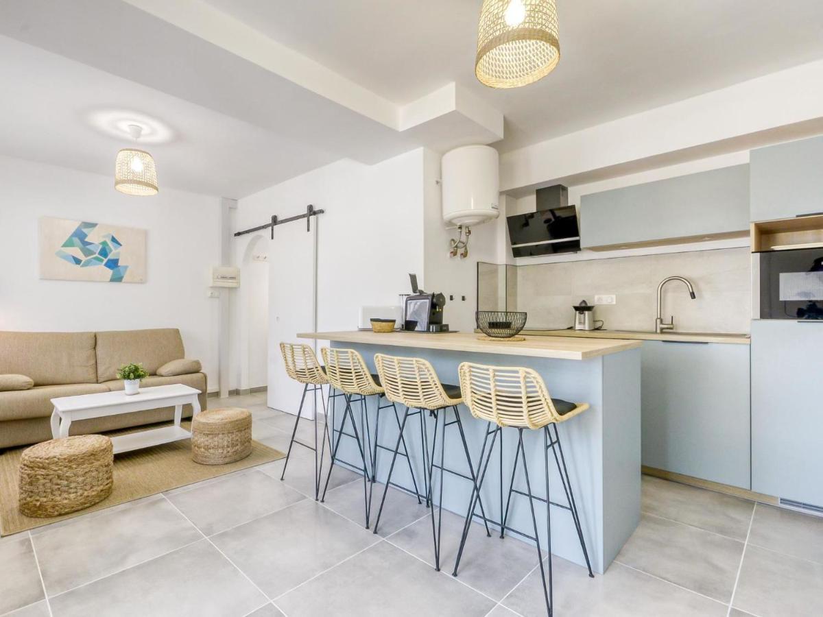 Port Mistral-2 By Interhome *
