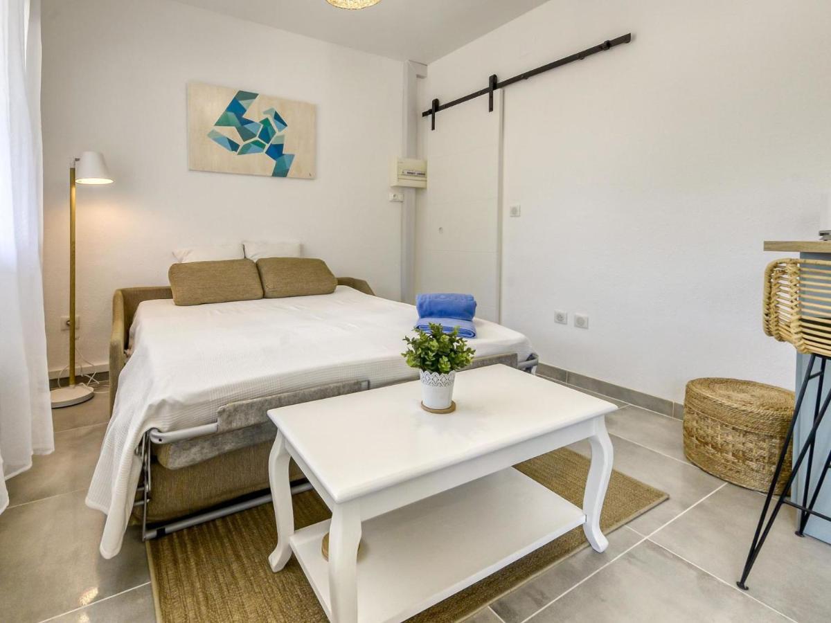 Port Mistral-2 By Interhome Apartamento Ampuriabrava